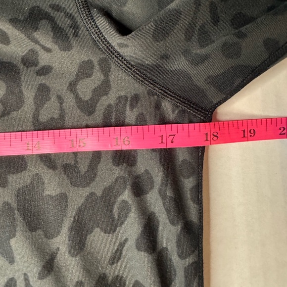 Lululemon Namaskar Hoodie Animal Swirl Deep Coal Black / Black Size 4 - Picture 16 of 16